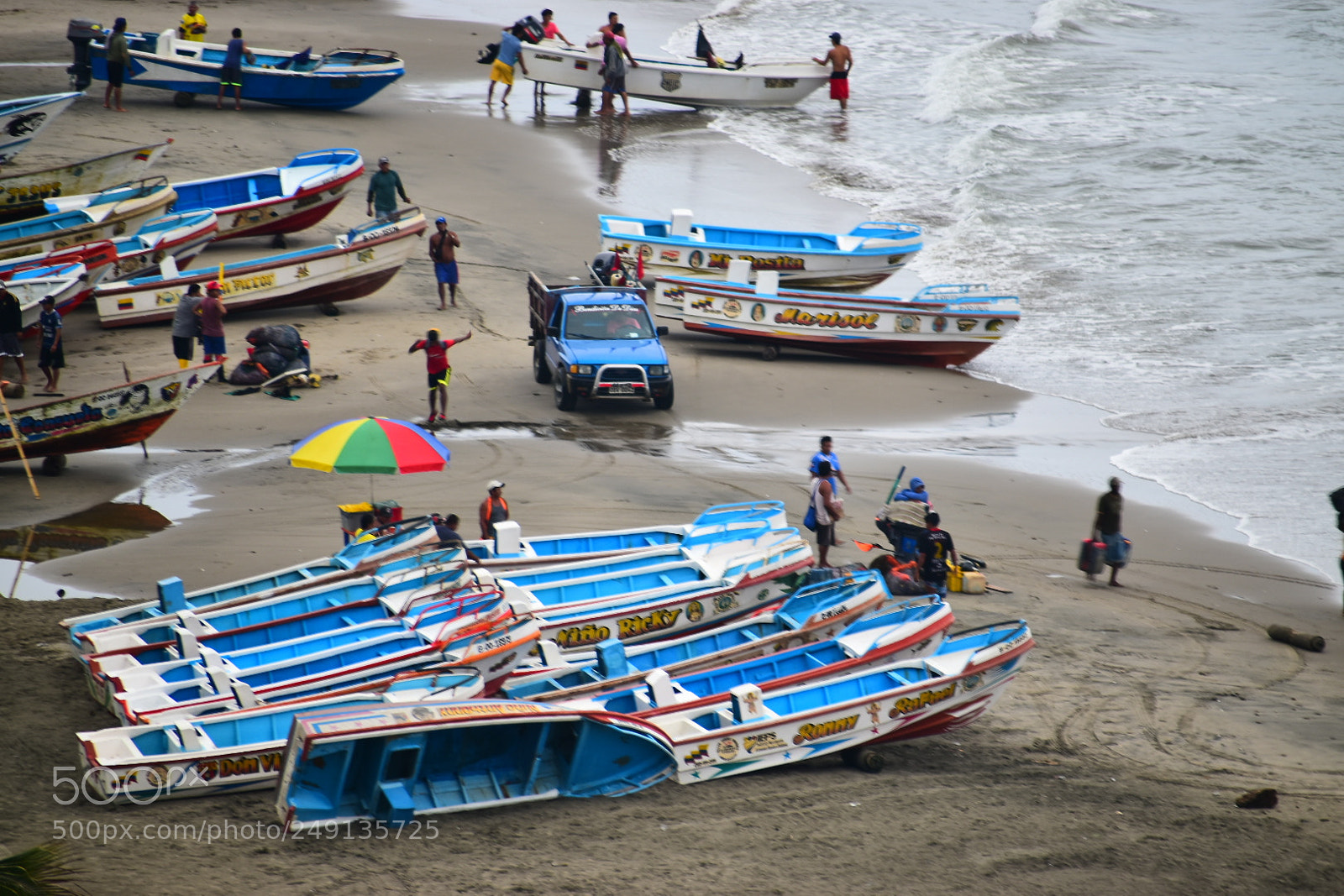 Nikon D5600 sample photo. Fisherman in playas photography
