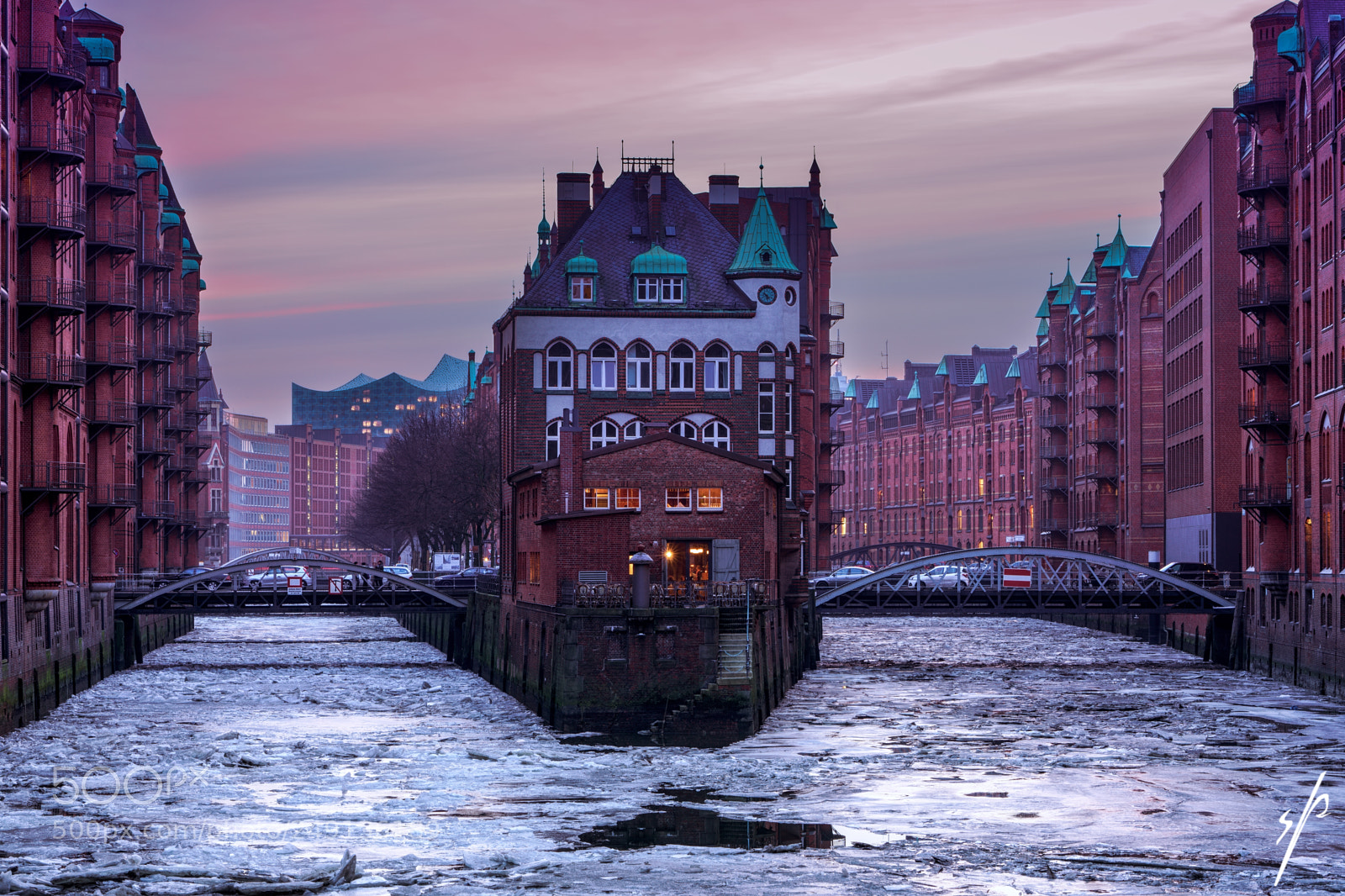 Sony a7R III sample photo. Pink hour over the photography