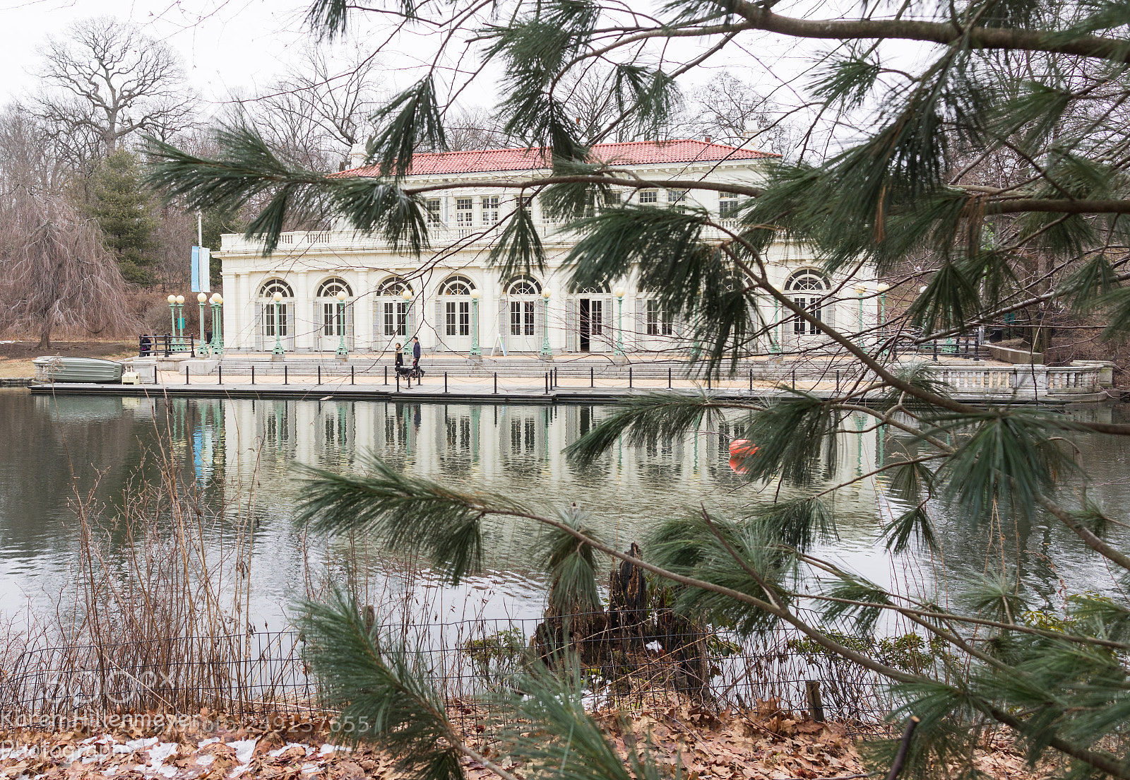 Canon EOS 5D Mark IV sample photo. Boathouse photography