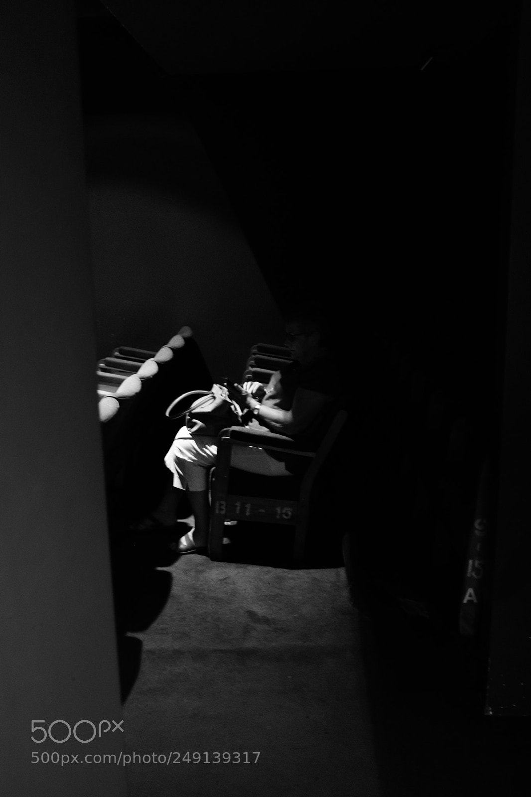 Fujifilm X100F sample photo. Waiting photography