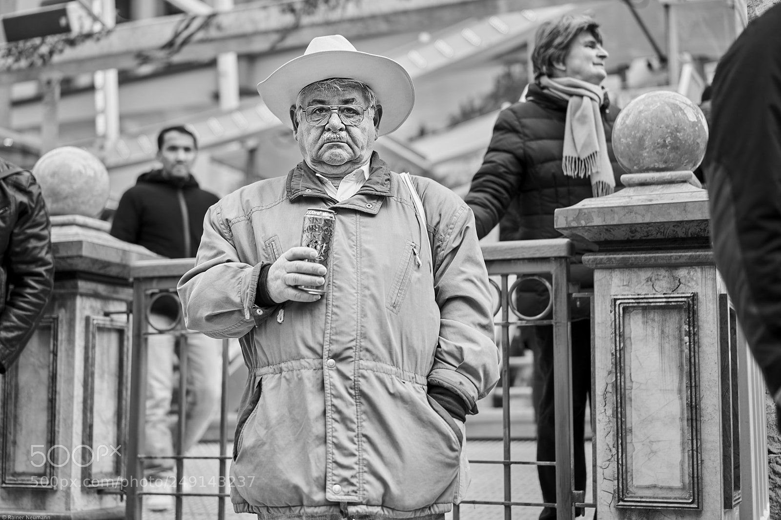 Sony a7R II sample photo. Mann 440 b&w photography