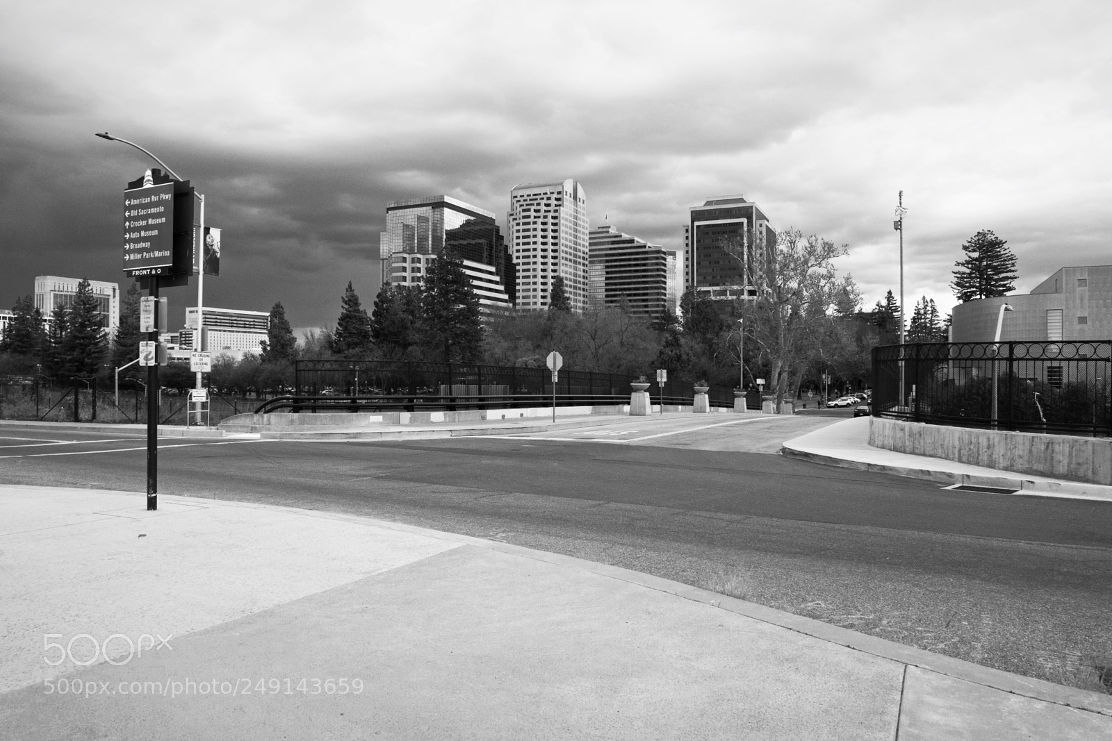 Panasonic Lumix DMC-G5 sample photo. Lumix 514 street bw photography