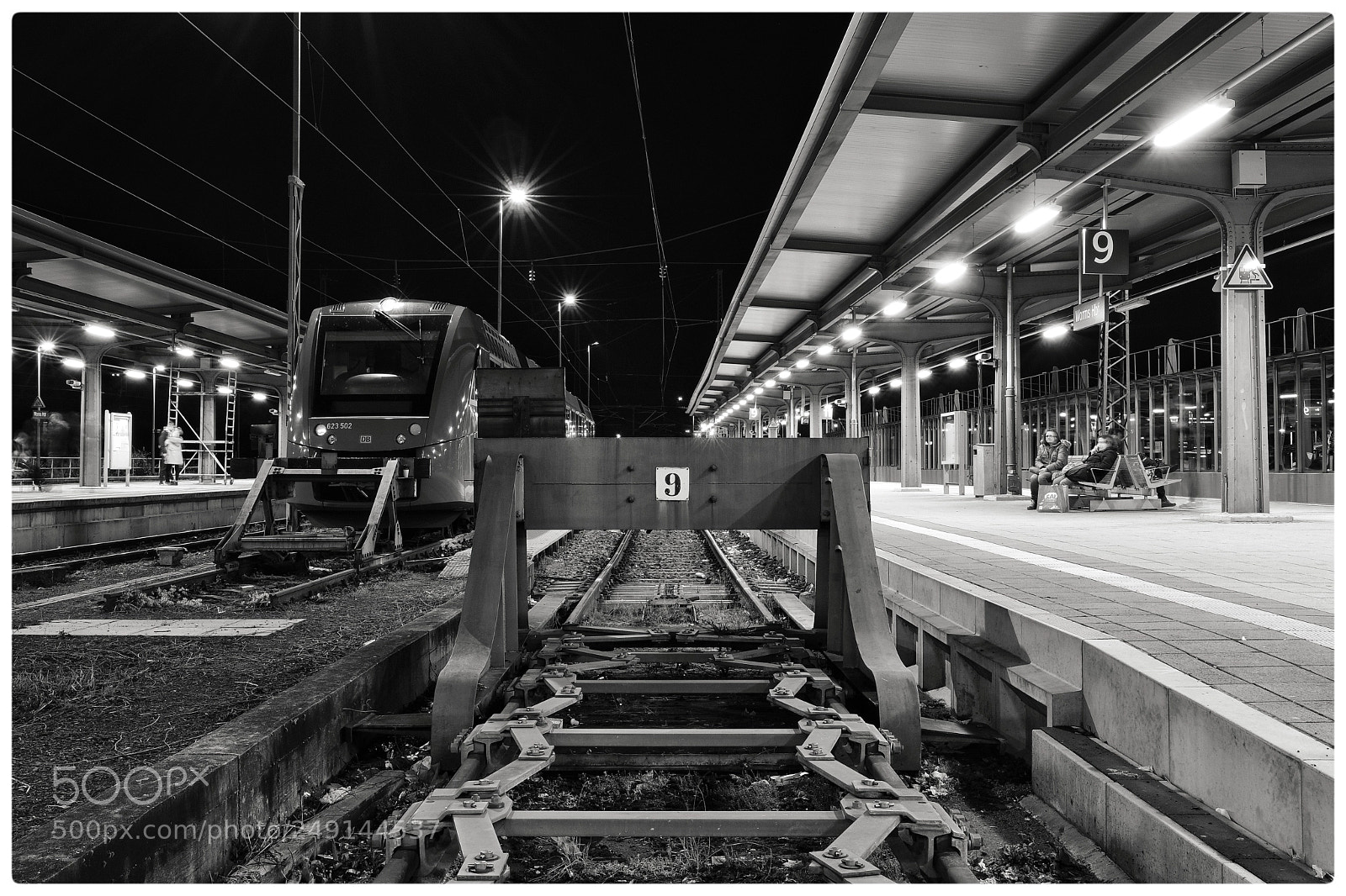 Fujifilm X-T20 sample photo. 'nine @ night' photography