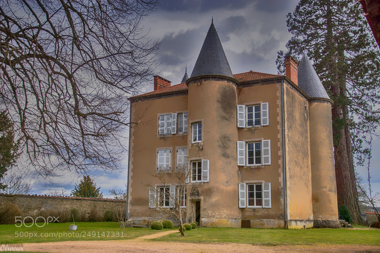 Sony ILCA-77M2 sample photo. Chateau de terrol photography