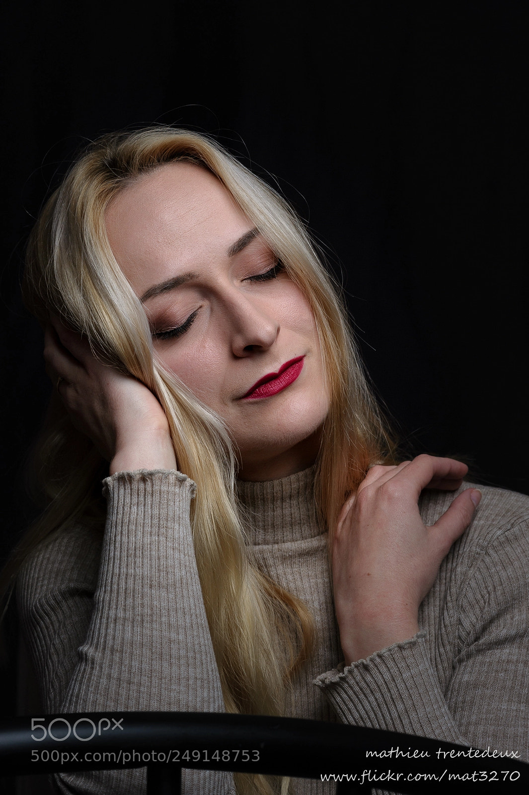 Nikon D700 sample photo. Armandine premier shoot studio photography