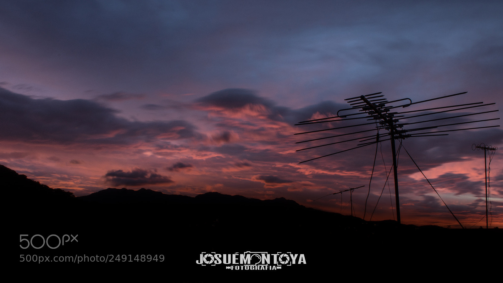 Canon EOS 1300D (EOS Rebel T6 / EOS Kiss X80) sample photo. Atardecer photography