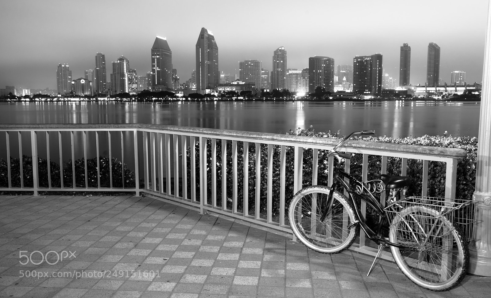 Sony Alpha DSLR-A850 sample photo. Coronado island sidewalk bicycle photography