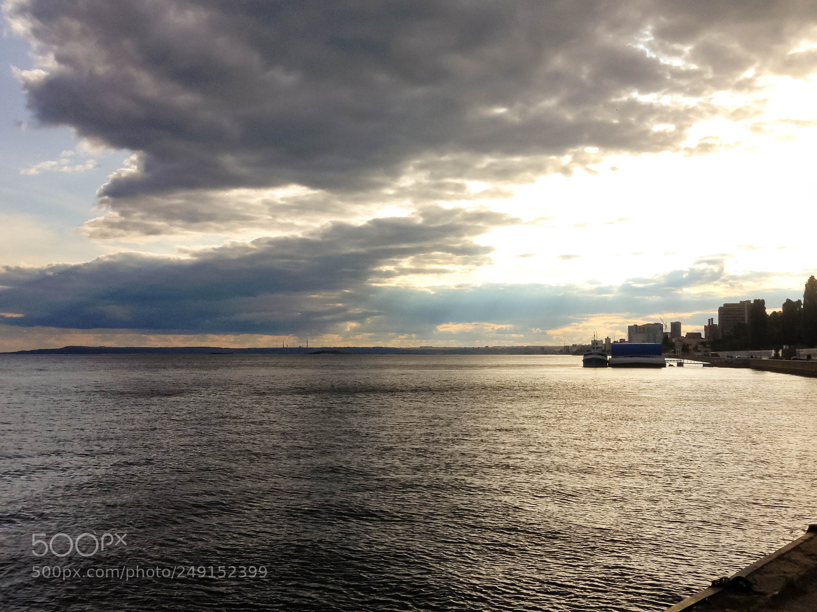 Apple iPhone 5 sample photo. Clouds over the river photography
