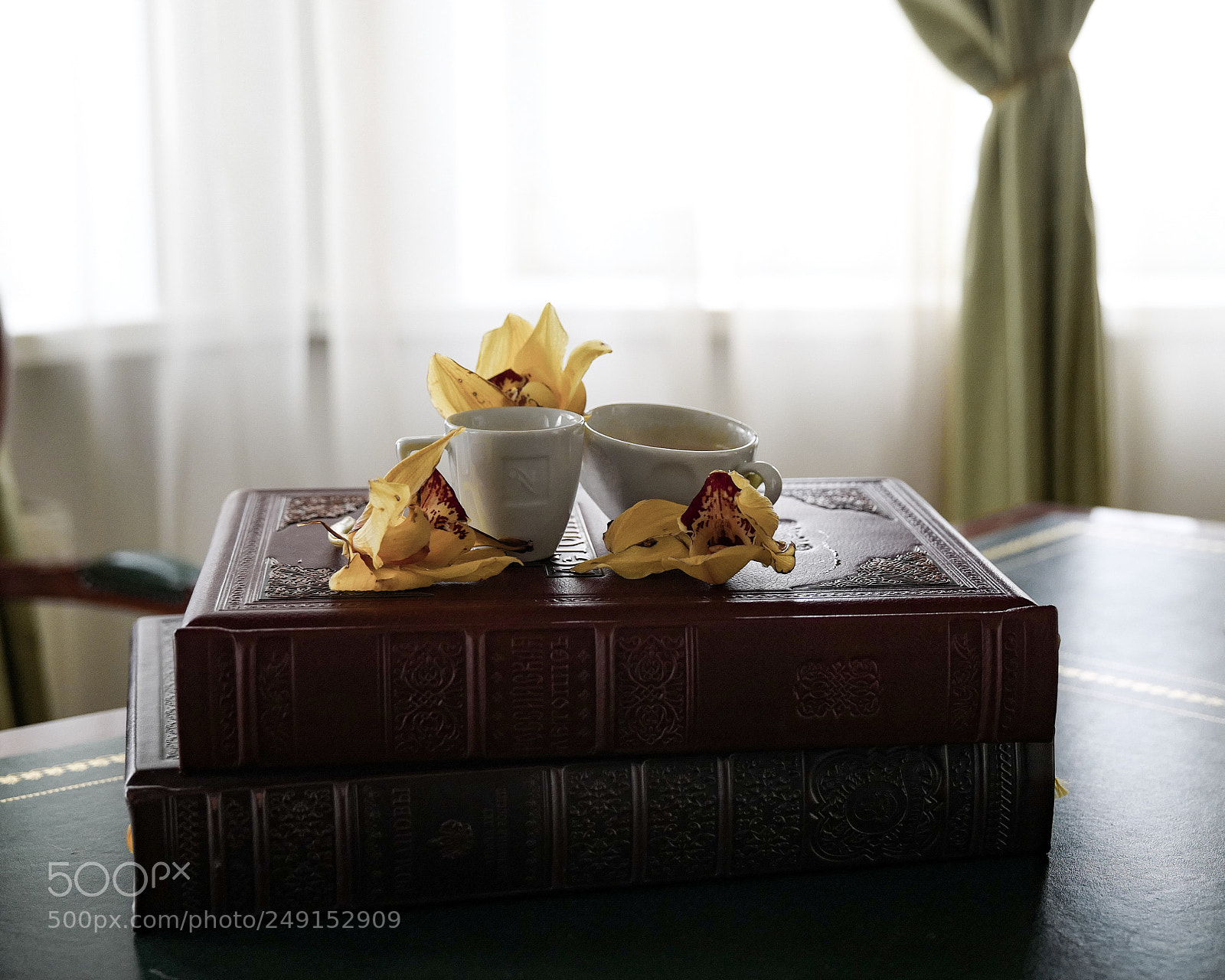 Leica SL (Typ 601) sample photo. Coffee time photography