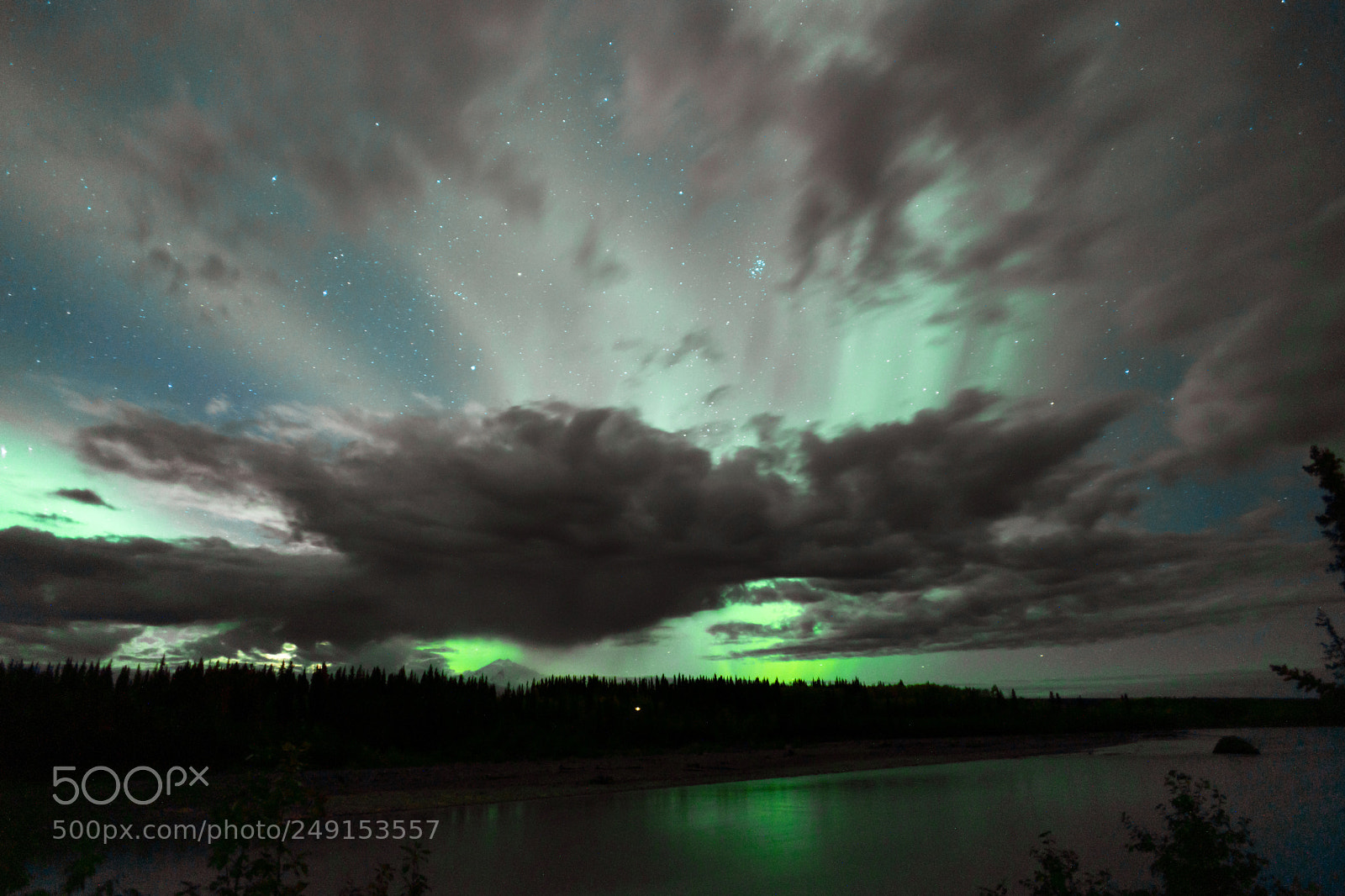 Sony Alpha DSLR-A850 sample photo. The aurora borealis emerges photography