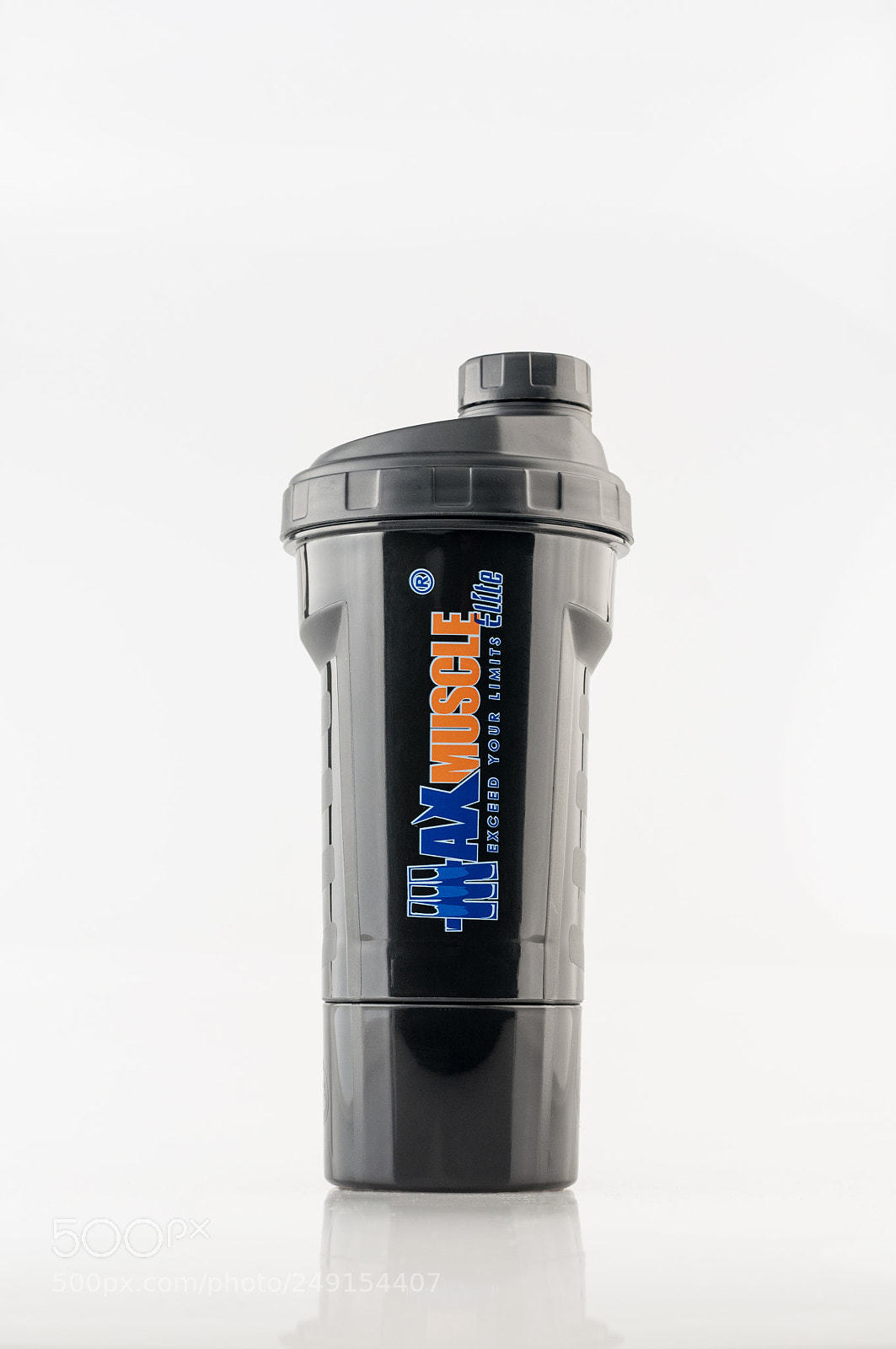 Nikon D90 sample photo. Smart shaker for athletes photography