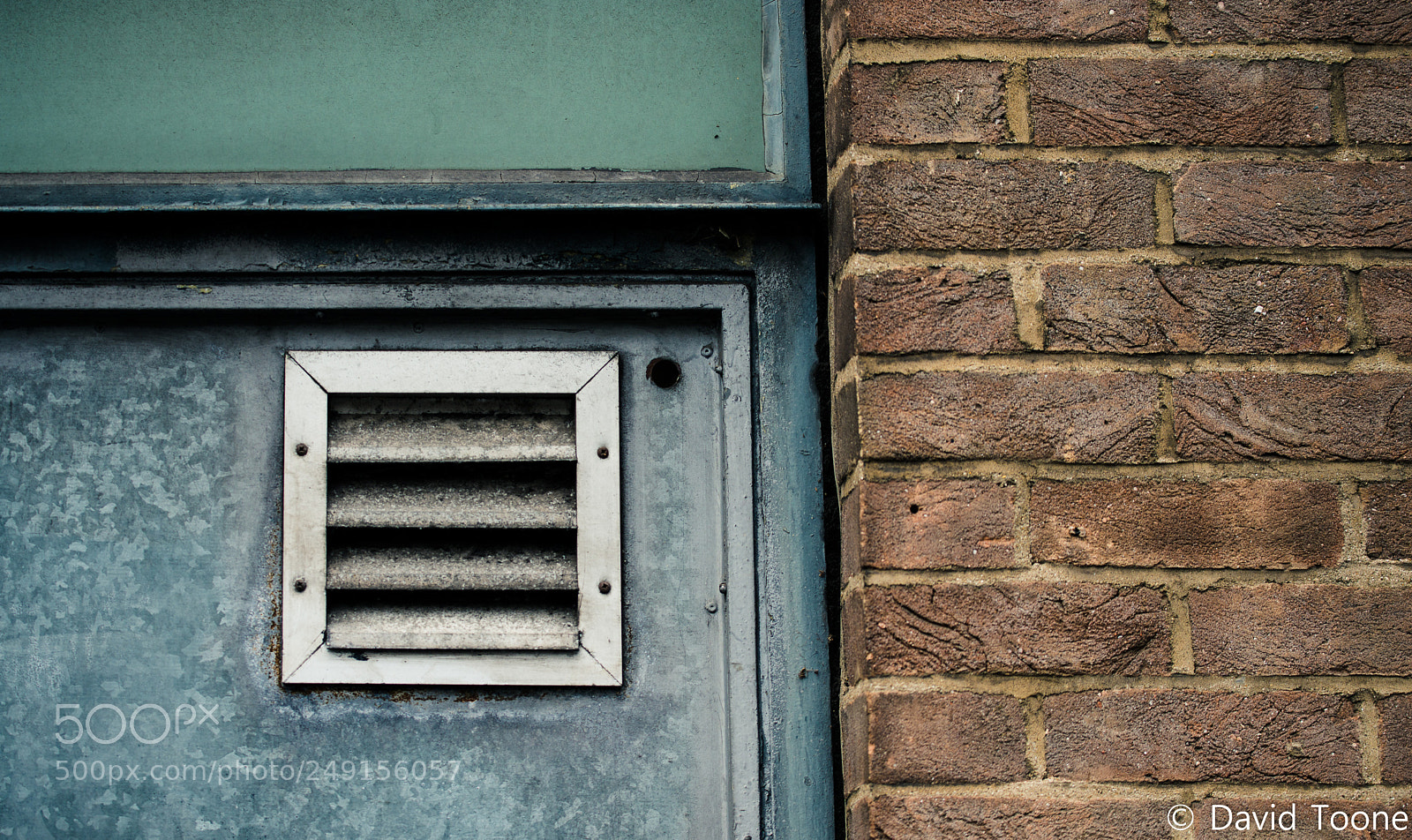 Nikon D800 sample photo. Vent photography