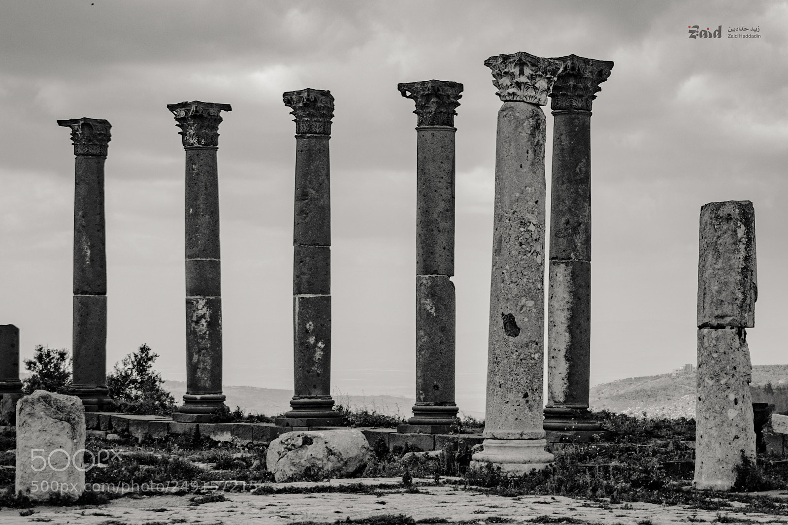 Canon EOS 80D sample photo. Corinthian columns photography