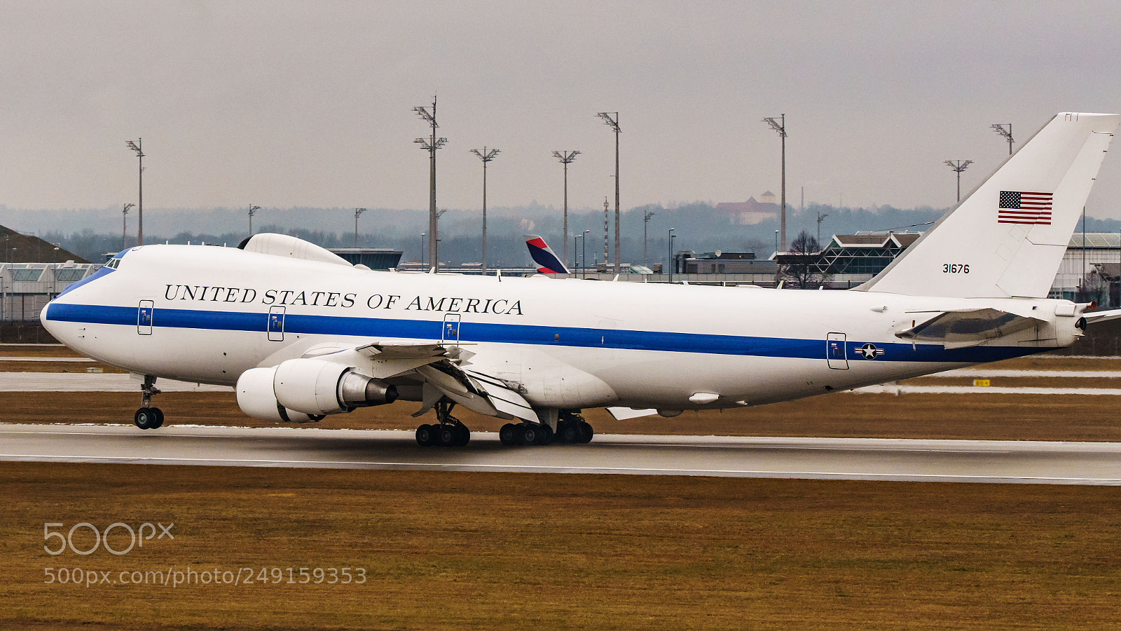 Sony ILCA-77M2 sample photo. Doomsday plane photography