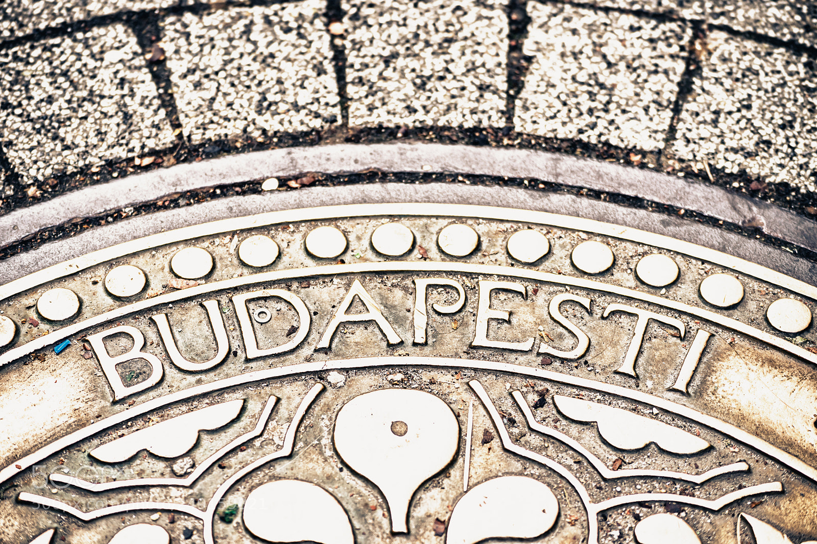 Sony a7 II sample photo. Sewer in budapest, hungary photography
