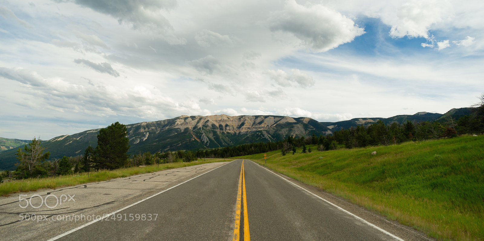Sony Alpha DSLR-A850 sample photo. Open road mountain background photography