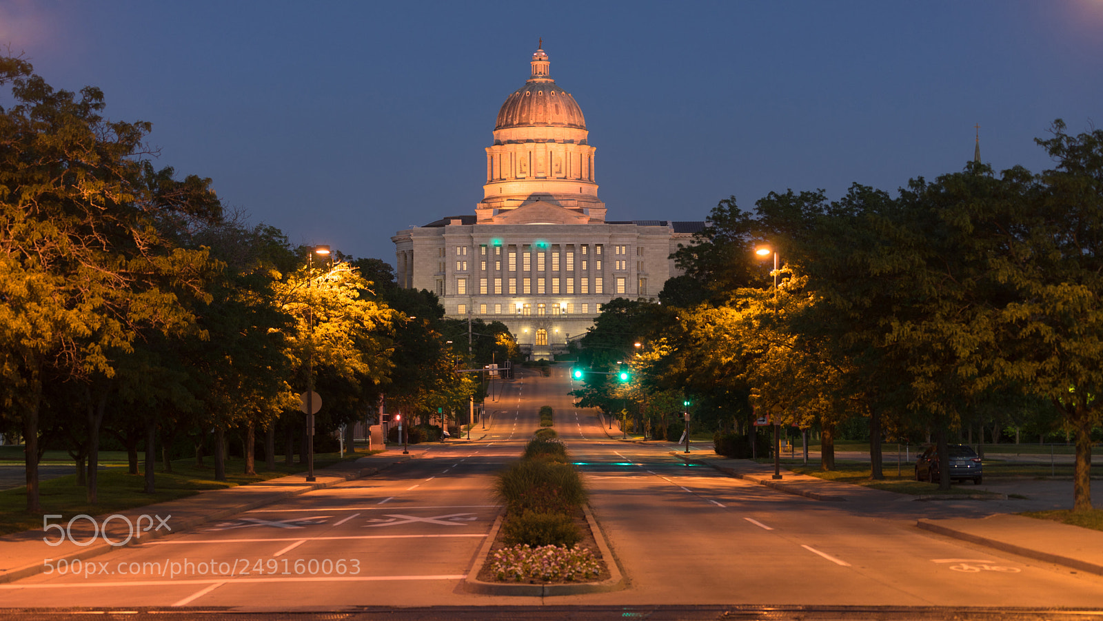 Sony a7 sample photo. Street view jefferson city photography