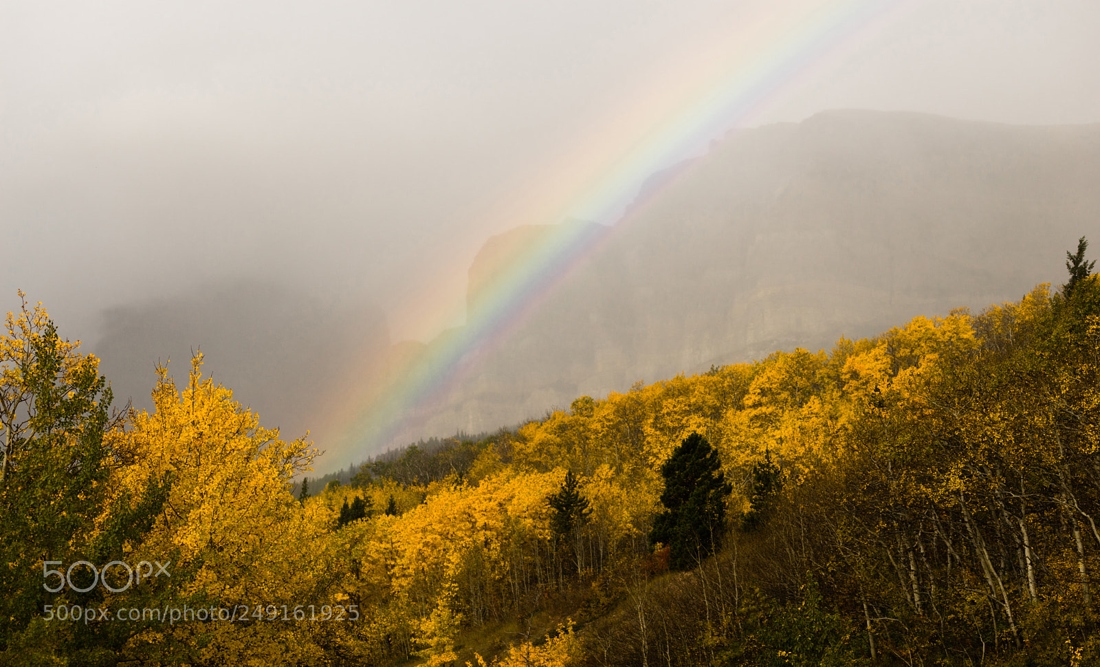 Sony a7 sample photo. Rainbow fall color rocky photography