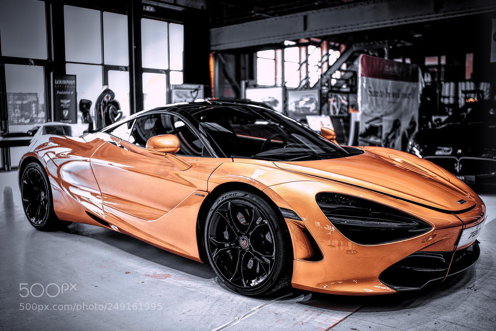 Sony a7R III sample photo. Mclaren 720 s gold photography