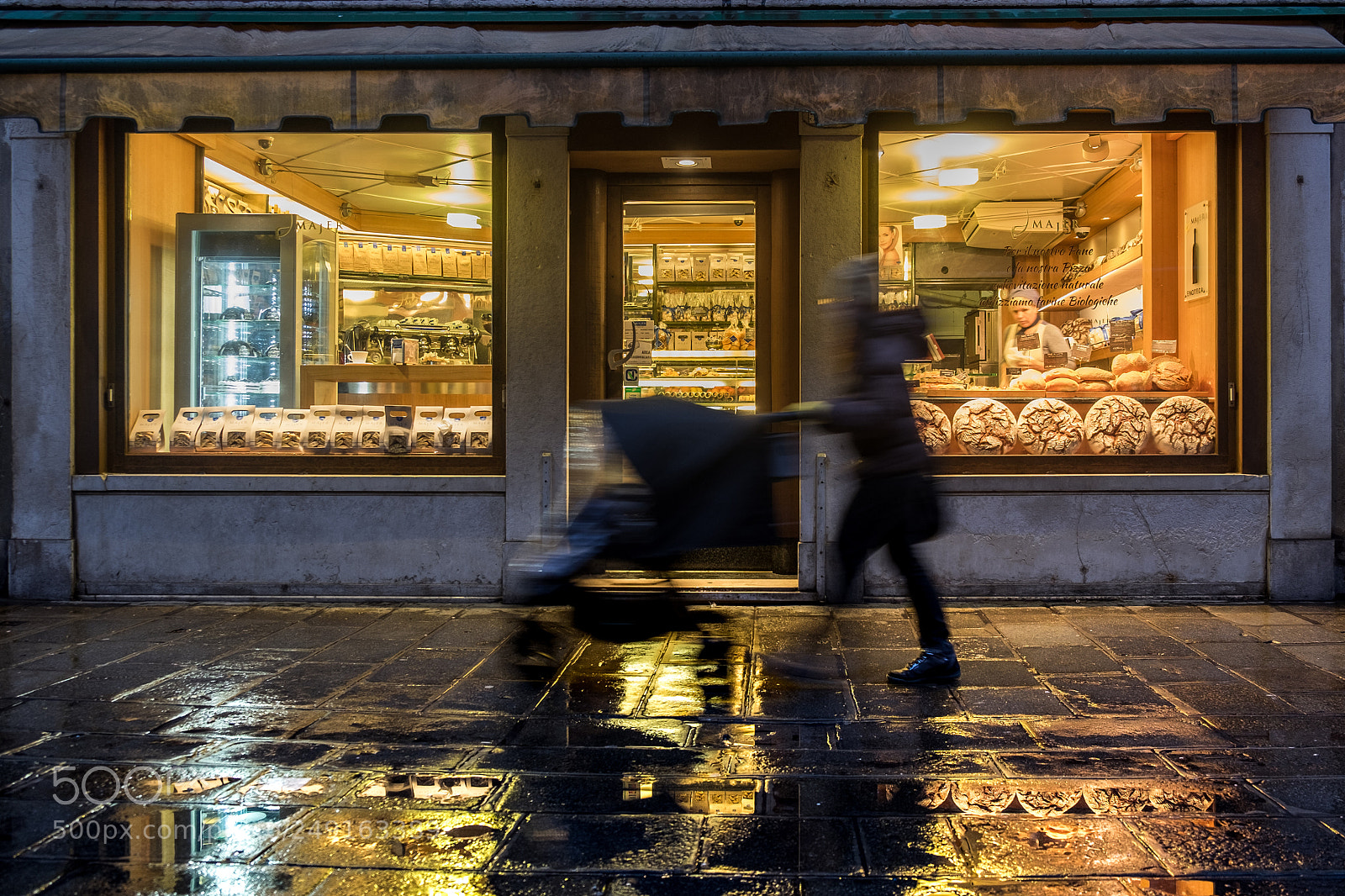 Fujifilm X-T1 sample photo. Rainy walk photography