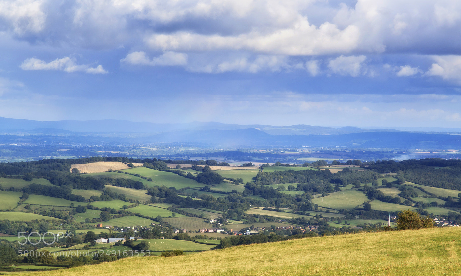 Canon EOS 500D (EOS Rebel T1i / EOS Kiss X3) sample photo. Sunshine and showers photography