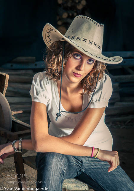 Canon EOS 30D sample photo. Cowgirl photography