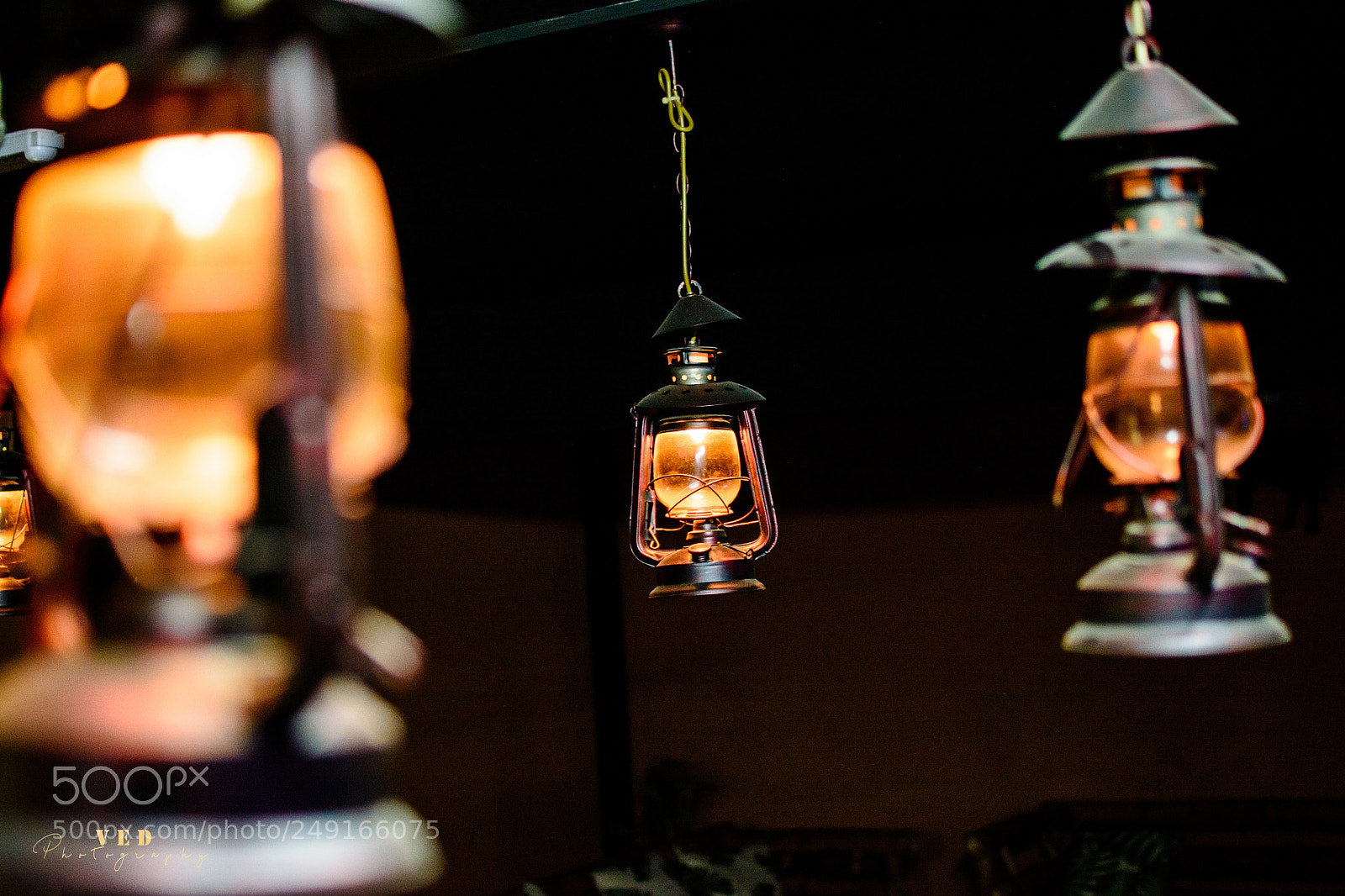 Nikon D5200 sample photo. Lantern photography