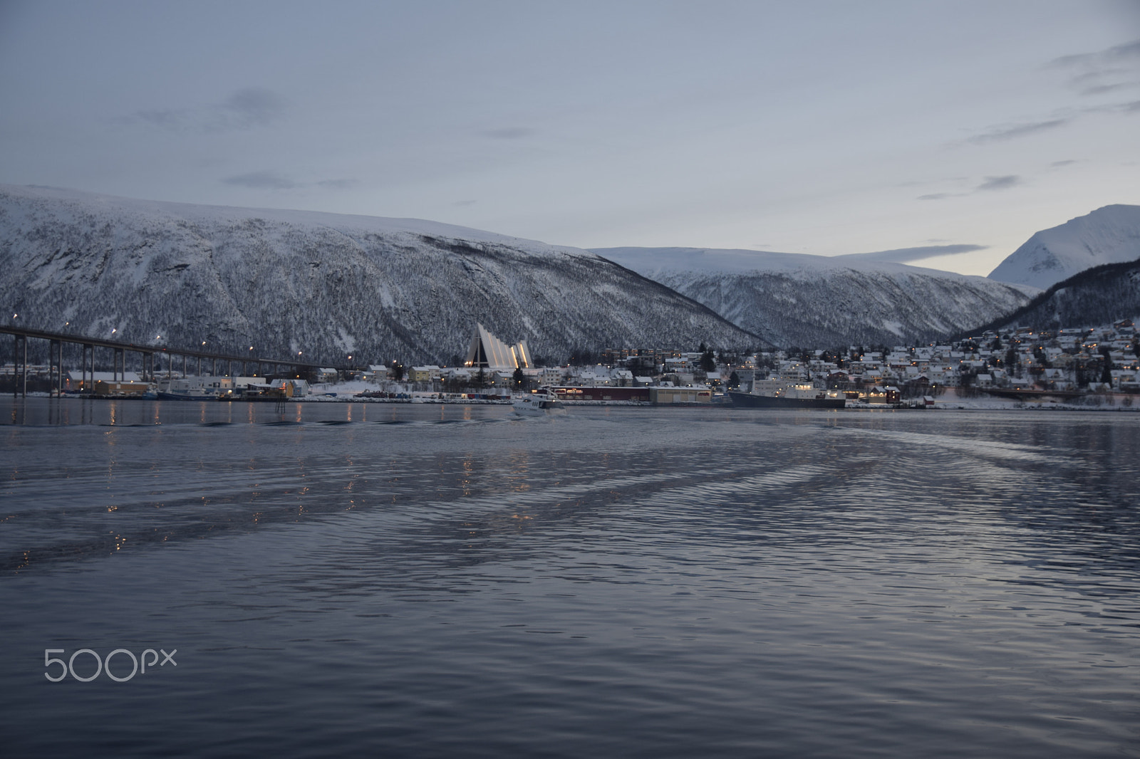 Nikon D5300 + Sigma 17-50mm F2.8 EX DC OS HSM sample photo. Tromso photography