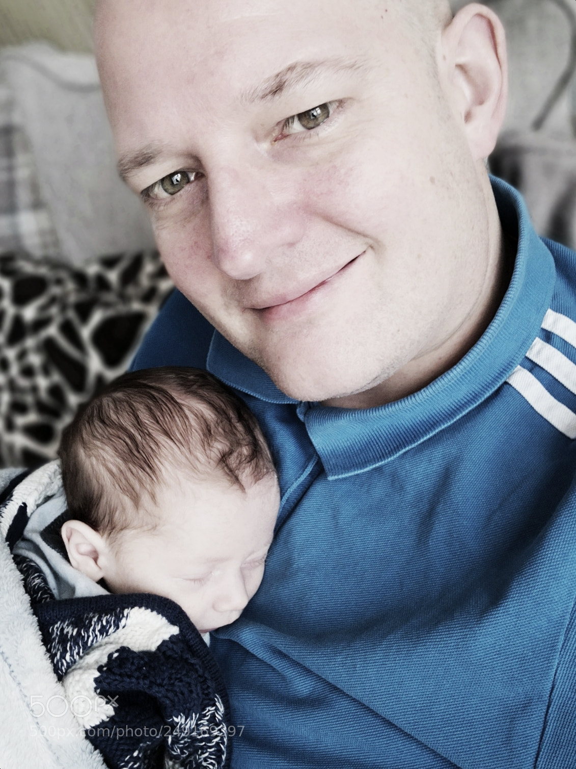 HUAWEI Mate 10 Pro sample photo. Dad & son photography