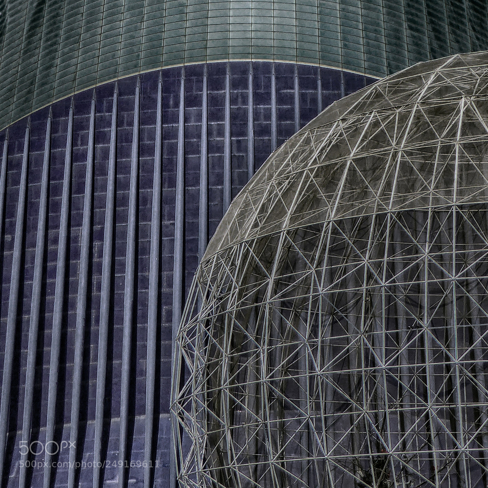 Panasonic Lumix DMC-ZS40 (Lumix DMC-TZ60) sample photo. Intersection of geometries photography