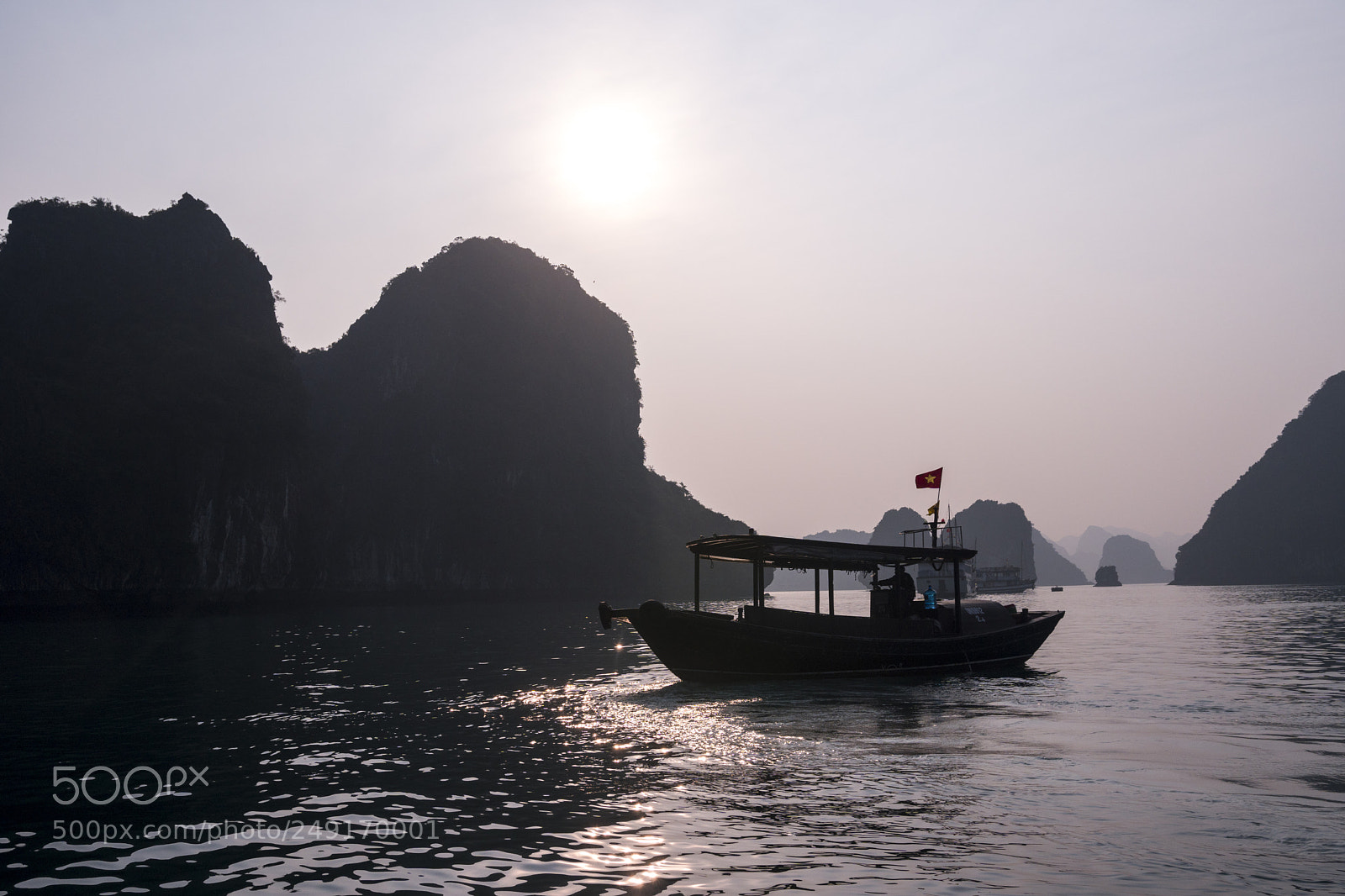 Sony a6300 sample photo. Fishing boat with sunshine. photography