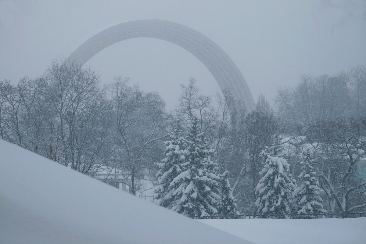 Canon EF-S 55-250mm F4-5.6 IS sample photo. Туман photography