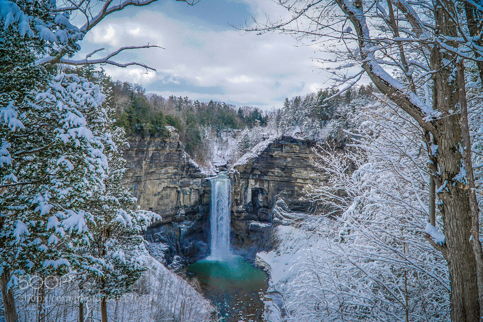 Sony a6000 sample photo. Taughannock falls in late photography