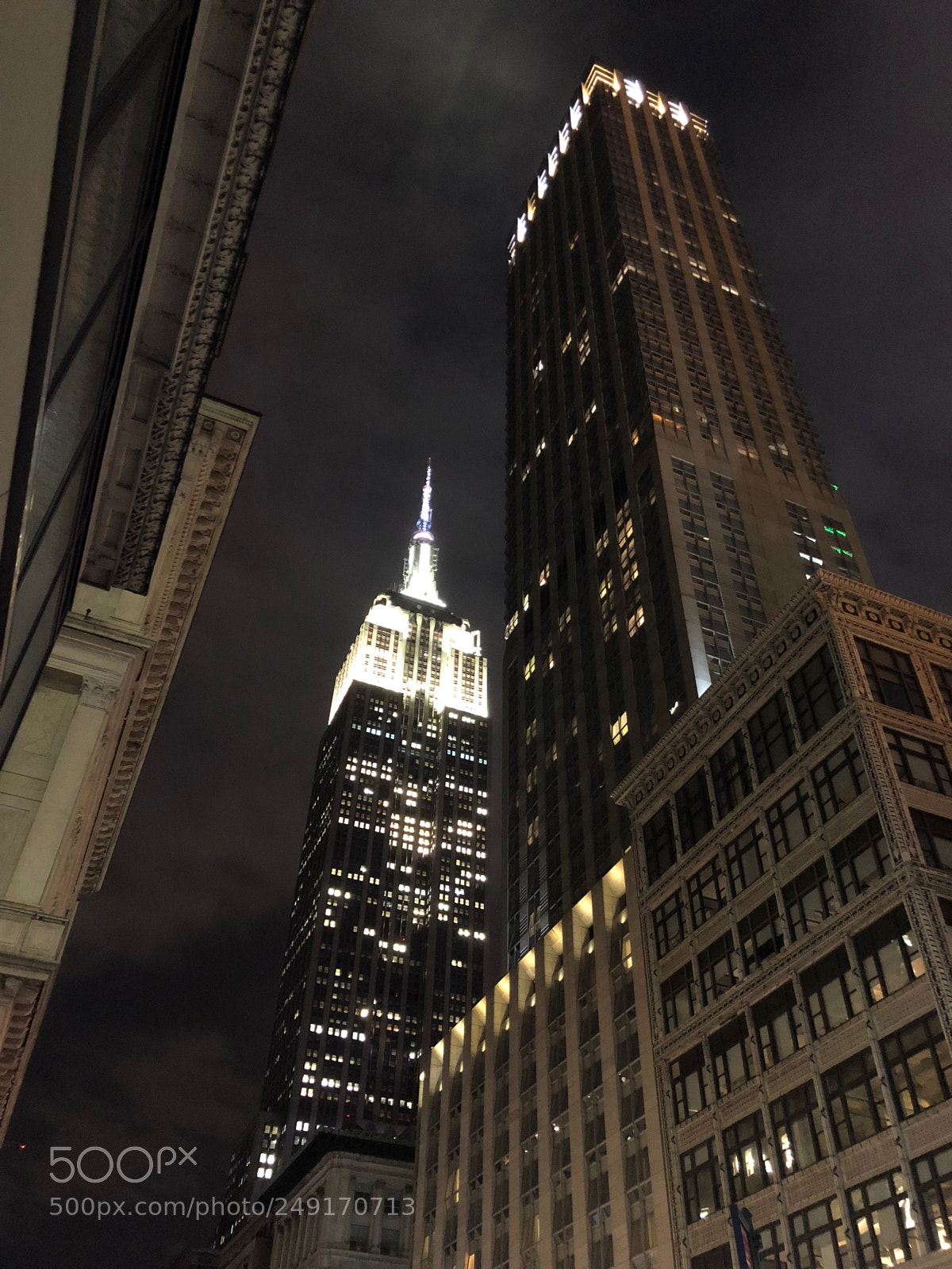 Apple iPhone X sample photo. Night skyline photography
