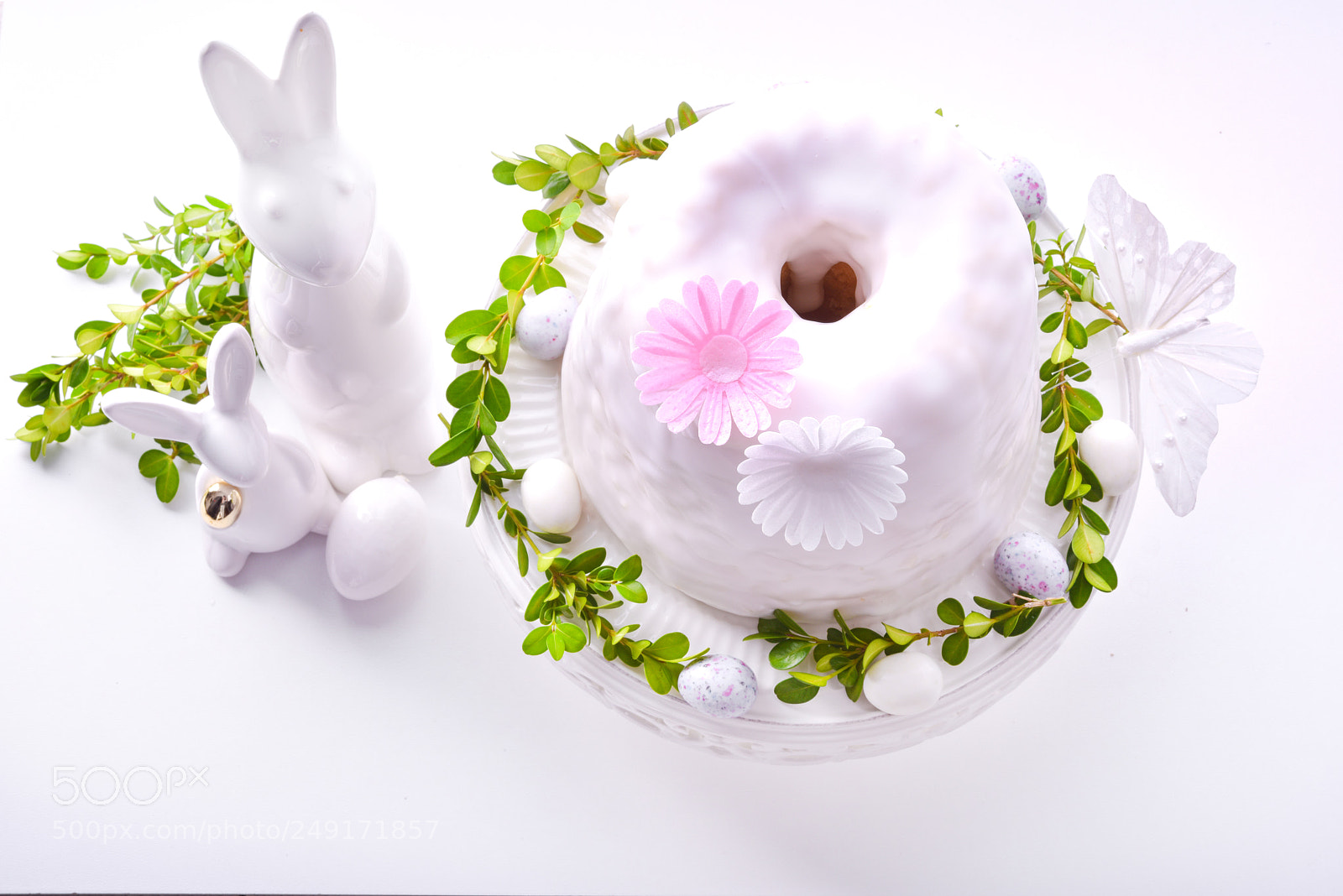 Nikon D810 sample photo. Tasty easter cake photography