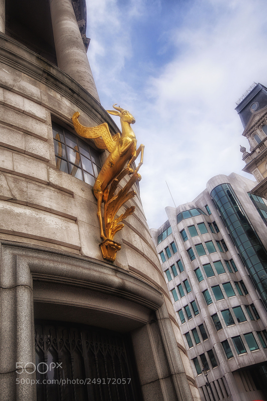 Sony SLT-A58 sample photo. Golden baphomet photography