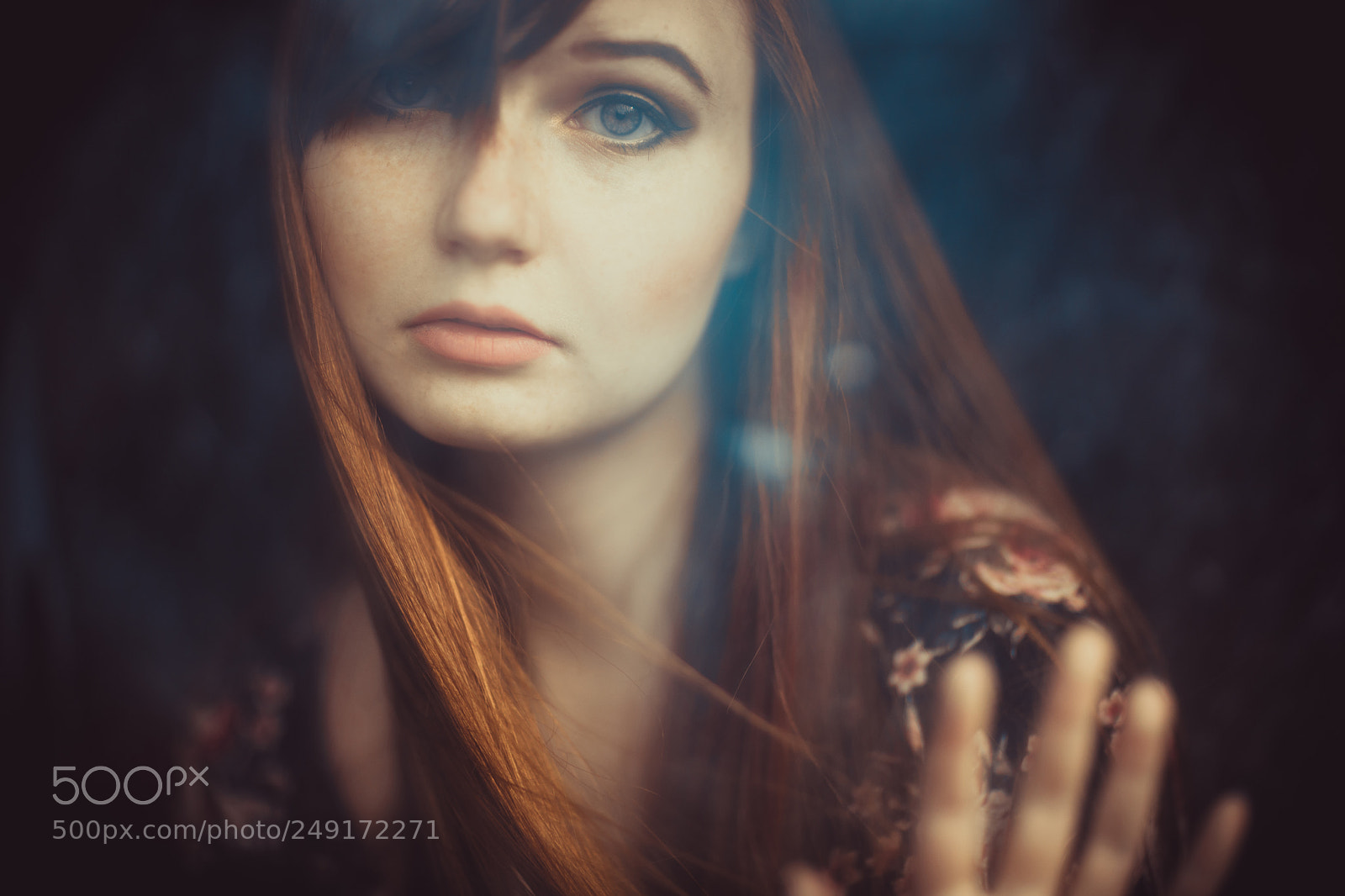 Canon EOS 5D Mark IV sample photo. Portrait photography