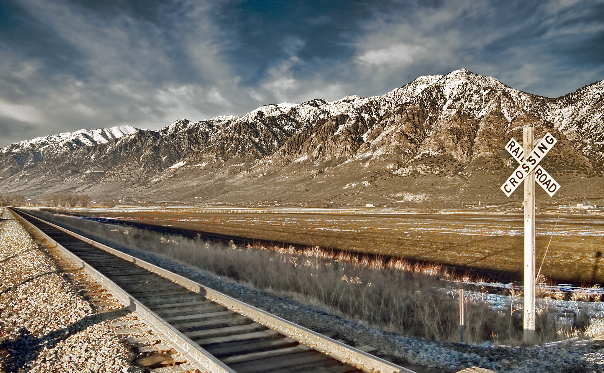 Pentax *ist DS sample photo. Wasatch front of the rockies, northern utah photography