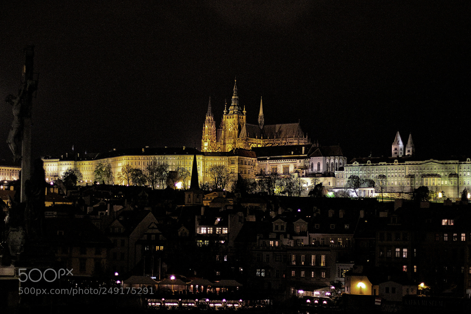 Canon EOS 60D sample photo. Prague at night photography