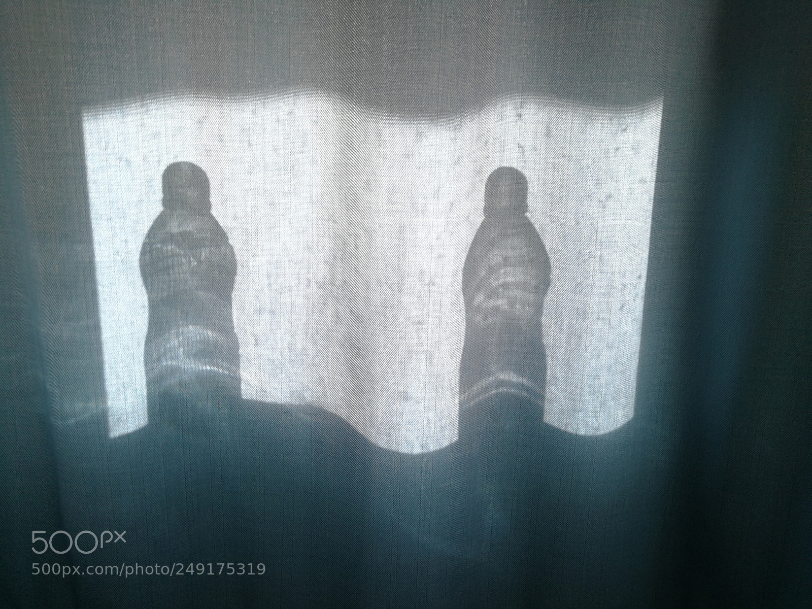 HUAWEI P10 Plus sample photo. Curtain & shadow photography
