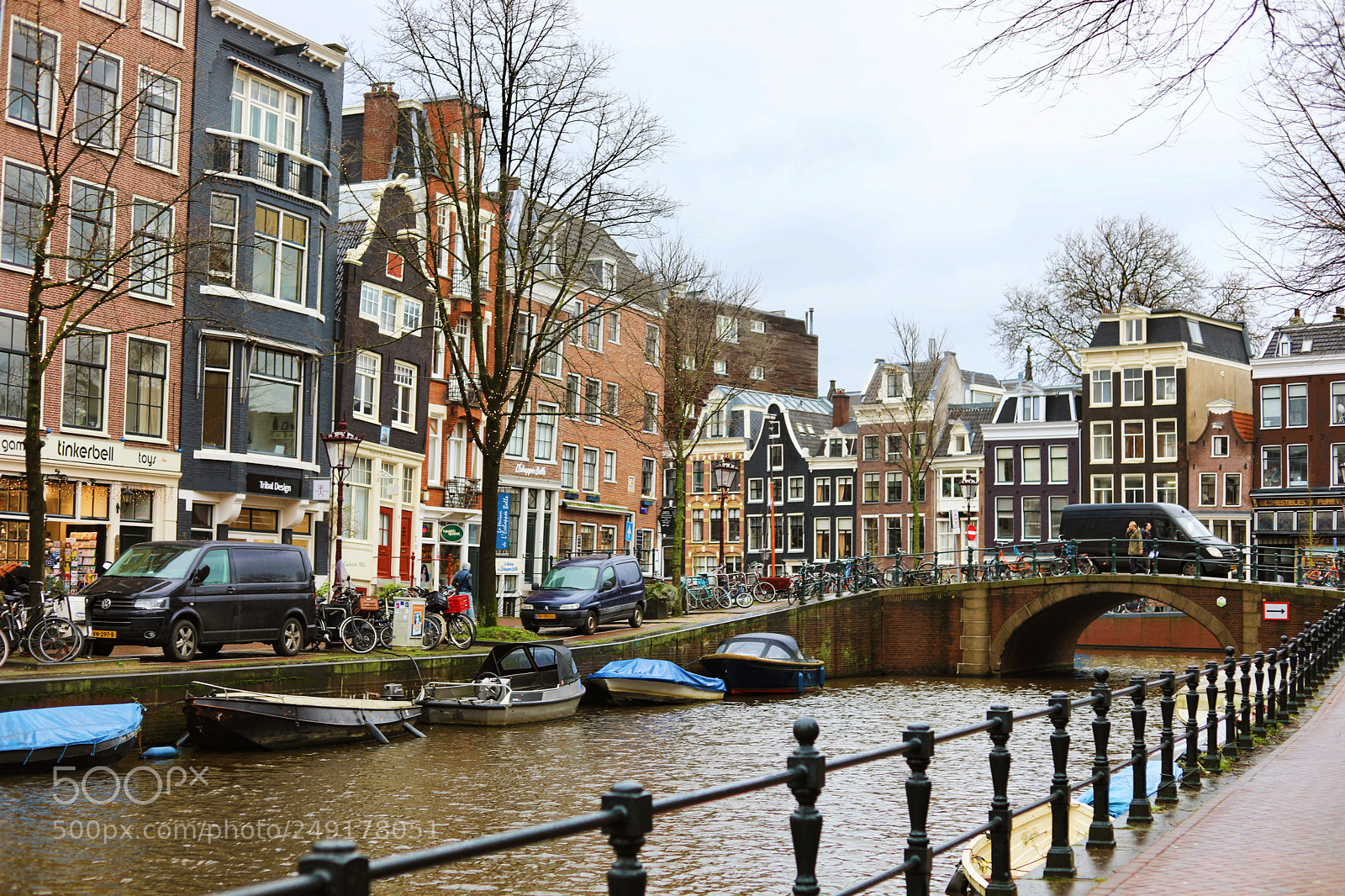 Canon EOS 5D Mark IV sample photo. Amsterdam in january photography
