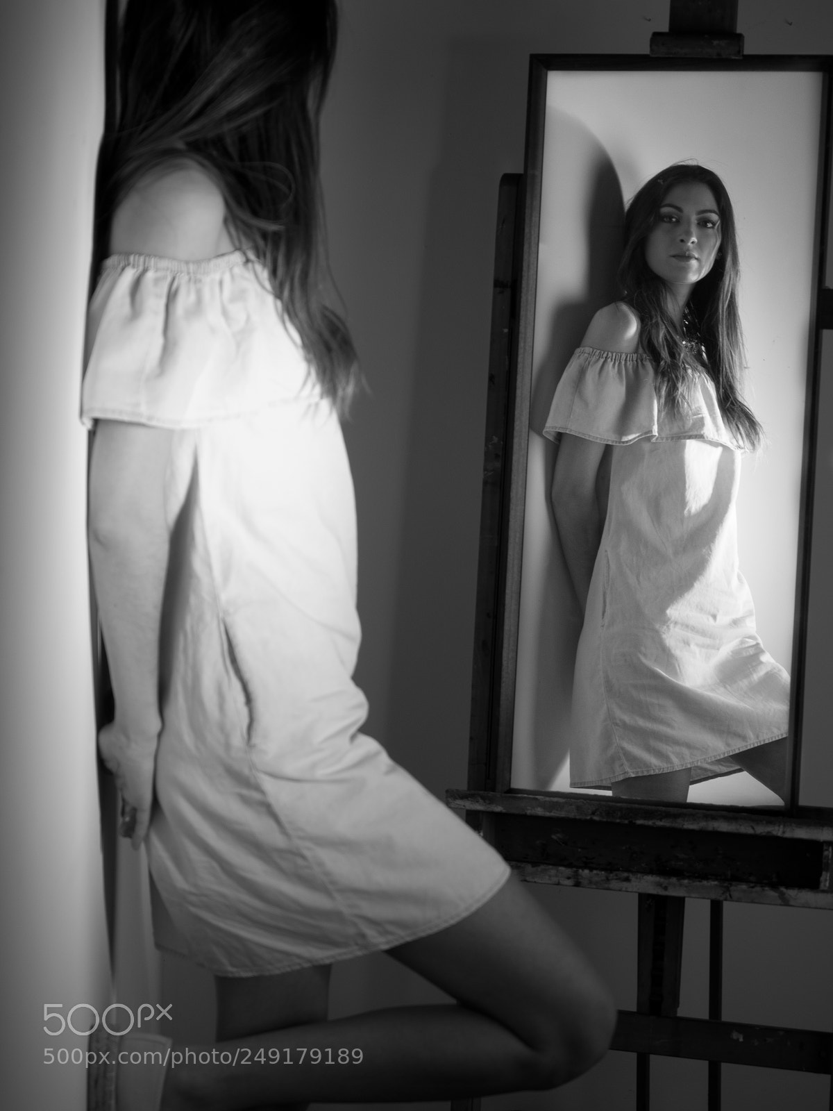Olympus OM-D E-M1 sample photo. Mirror photography