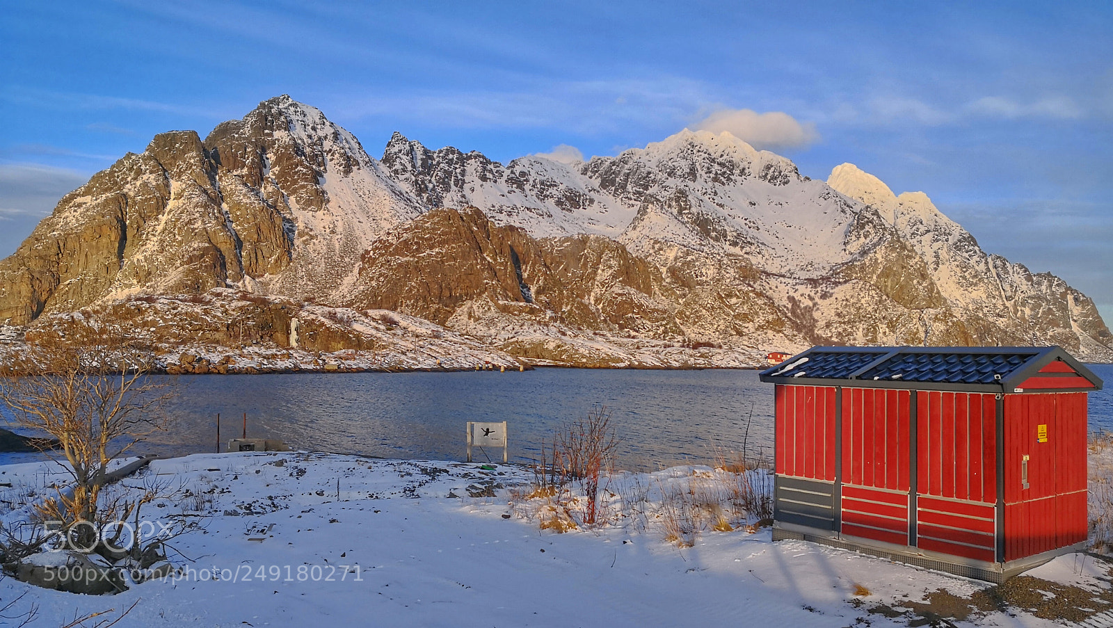 HUAWEI Mate 10 sample photo. Henningsvaer lofoten noruega photography