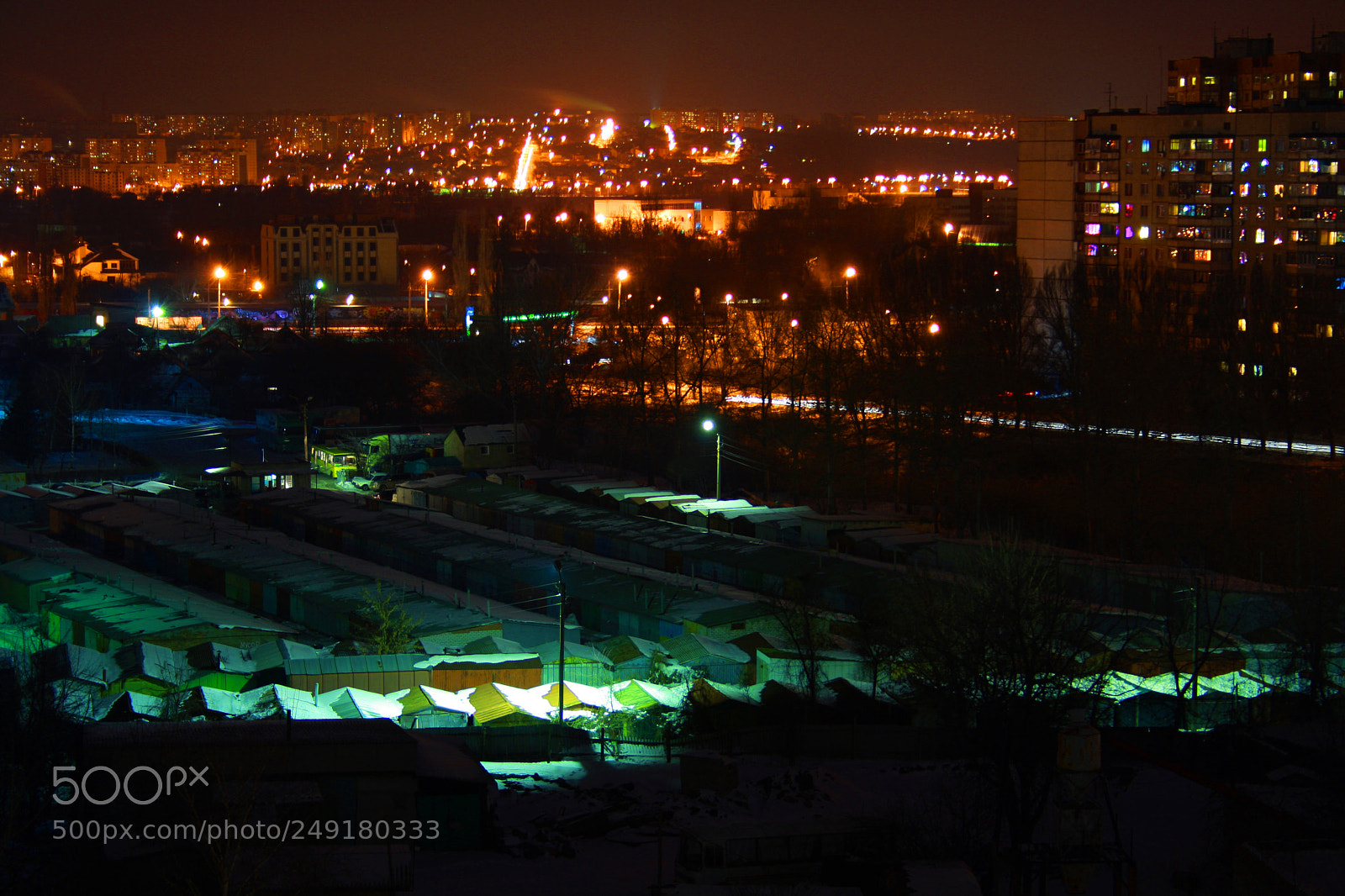Canon EOS 1000D (EOS Digital Rebel XS / EOS Kiss F) sample photo. City kharkov (saltovka region 3) photography