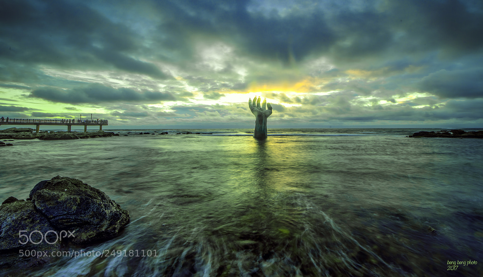 Nikon D810 sample photo. Reaching up the sunrise photography