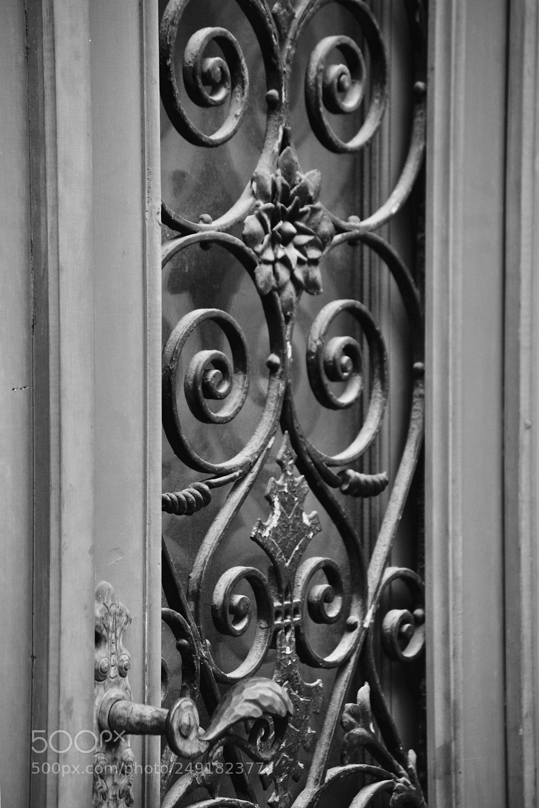 Nikon D3100 sample photo. Old iron door photography