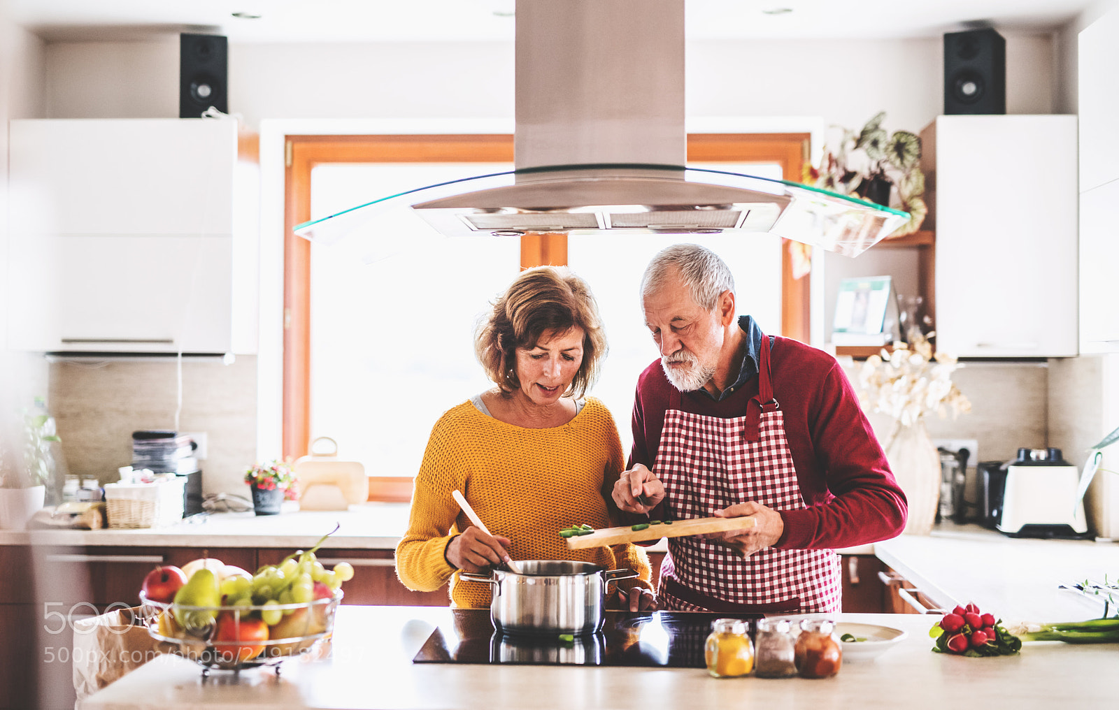Nikon D5 sample photo. Senior couple preparing food photography