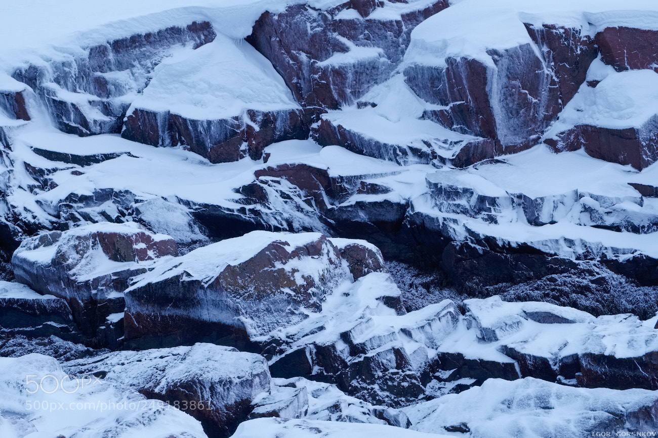 Fujifilm X-T20 sample photo. Stones and snow photography