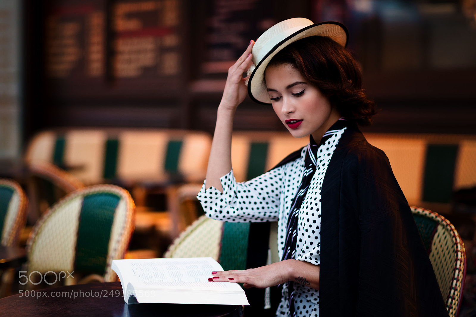 Canon EOS 5DS sample photo. Terasse photography