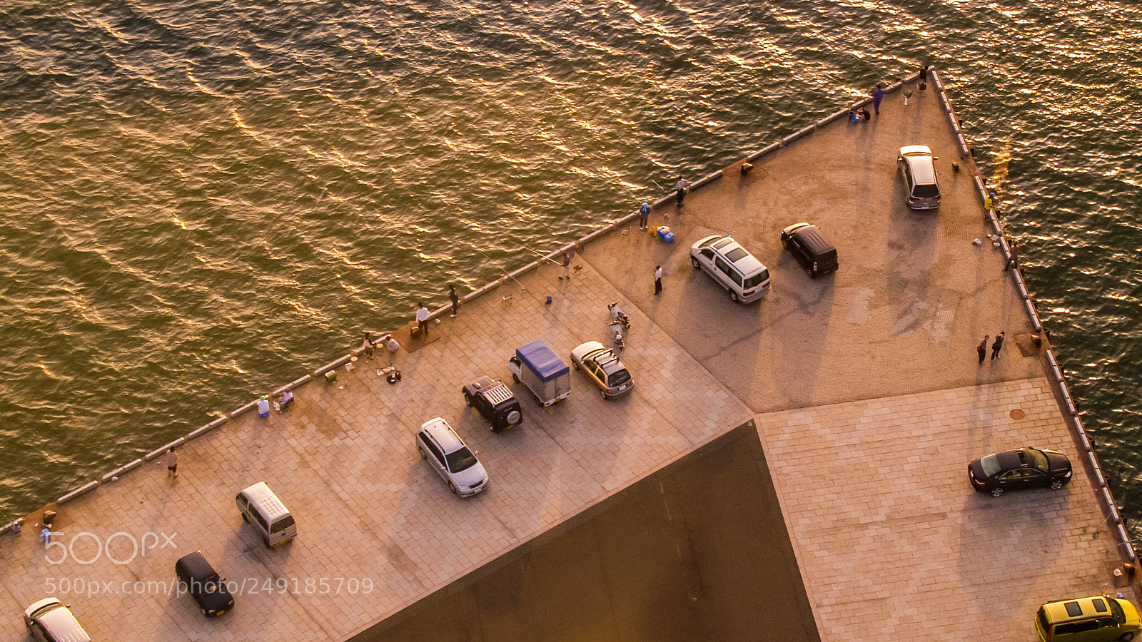 Olympus E-300 (EVOLT E-300) sample photo. Quay at sunset photography